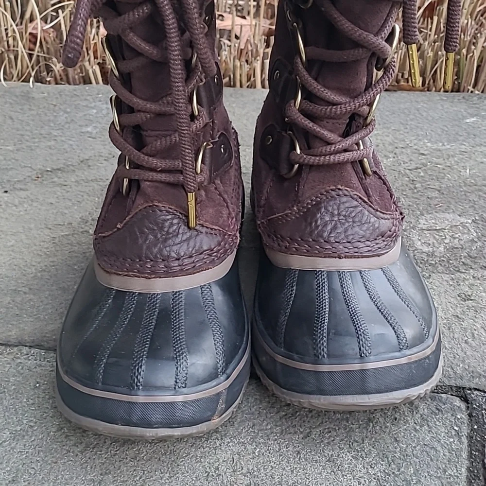 Sorel Joan of Arctic snow winter boots